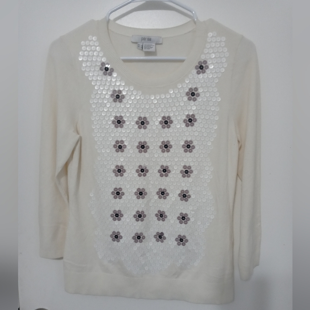 Per se Women's lightweight long sleeve ivory sweater w floral sequin on front sm
